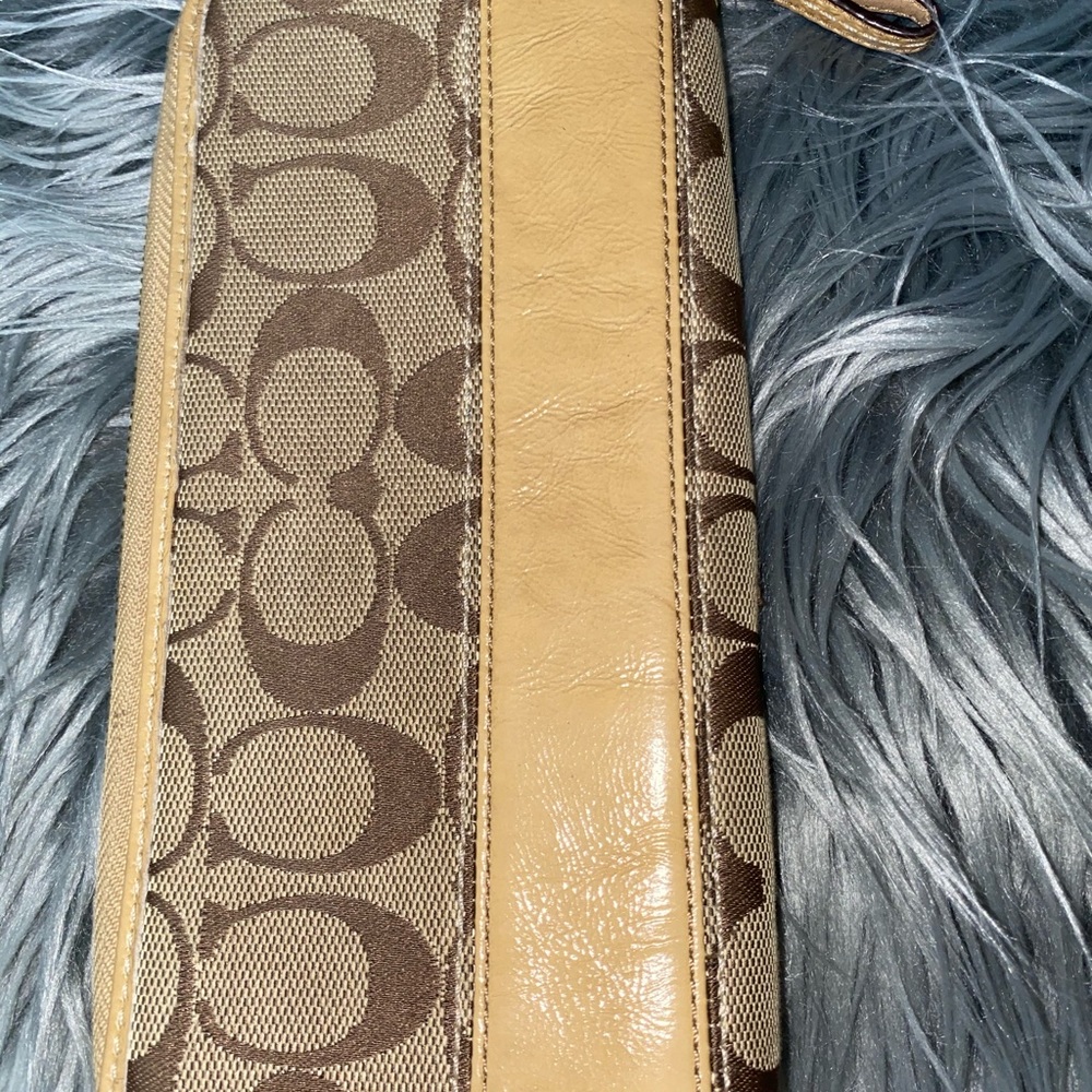 Coach wallet - Picture 2 of 4